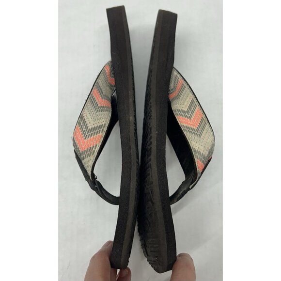 Skechers Yoga Foam Sandals flip flops Womens 10.5 Brown Gray Coral Chevron - Picture 4 of 9